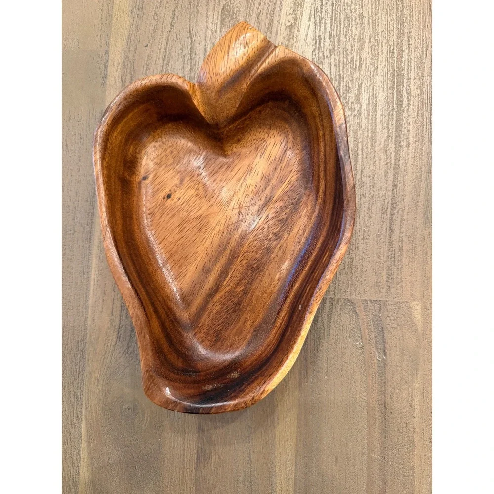 Woods of Hawaii Monkey Pod Wood Bowl Vintage Hand Carved Apple Heart Shape 9in